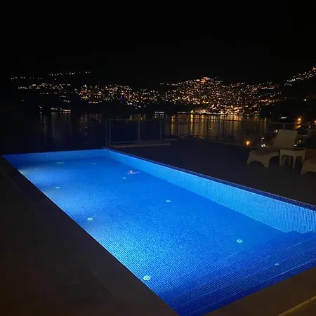 Kalkan Elvira *